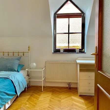 Charming Old Town By Loft Apartman Ljubljana